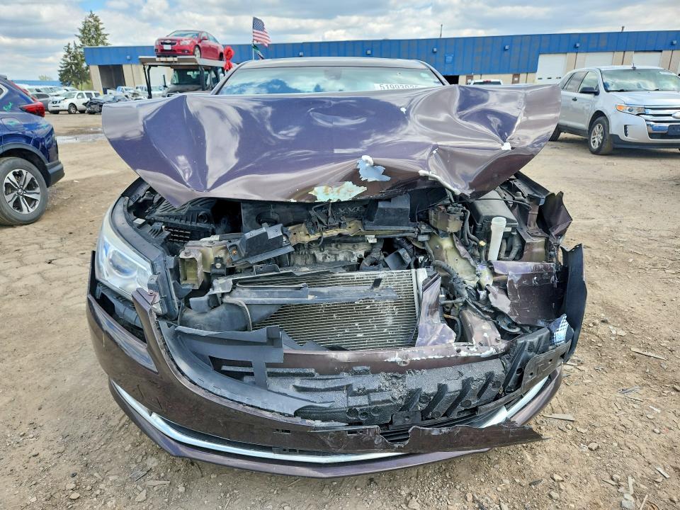51993036 :رقم المزاد ، 1G4GC5G30GF169800 vin ، 2016 Buick Lacrosse مزاد بيع