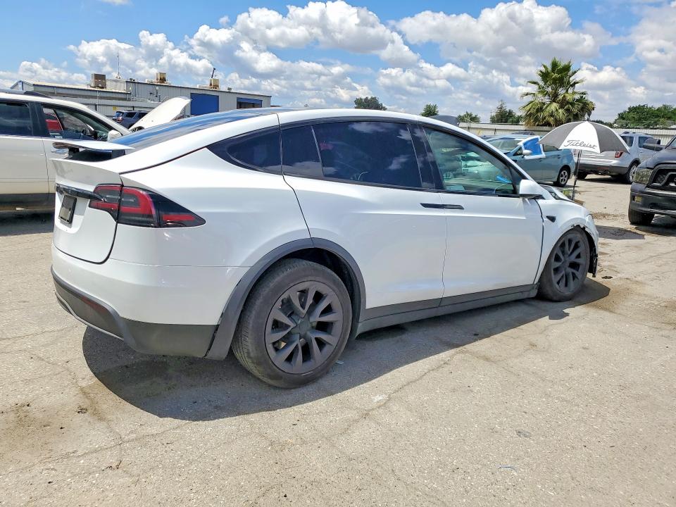2023 Tesla Model X მანქანა იყიდება აუქციონზე, vin: 7SAXCAE5XPF425711, აუქციონის ნომერი: 55059056