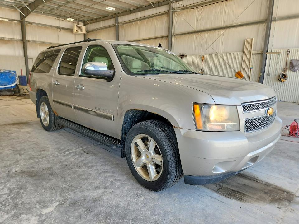 53005226 :رقم المزاد ، 1GNFK16308J209909 vin ، 2008 Chevrolet Suburban مزاد بيع