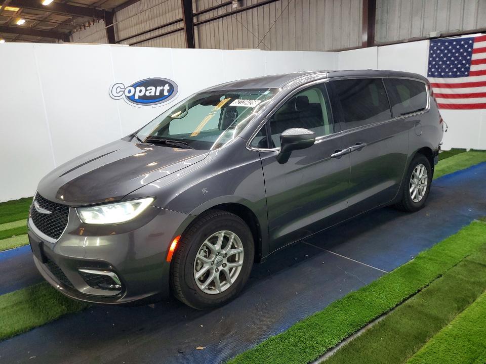 Продаж на аукціоні авто 2023 Chrysler Pacifica, vin: 2C4RC1BG4PR550171, номер лоту: 52139426