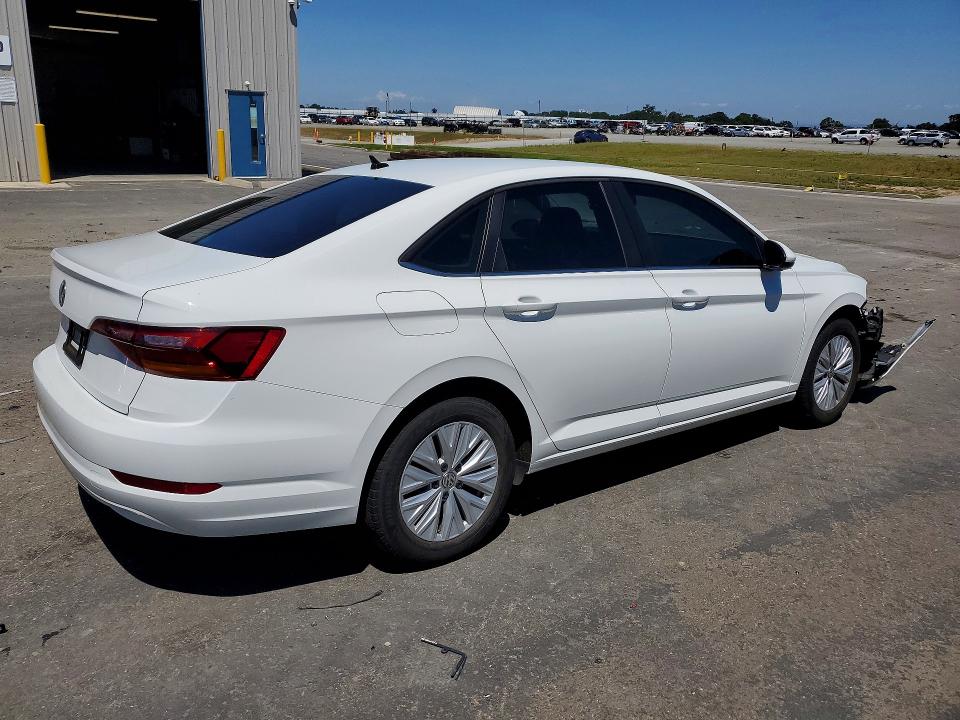51912896 :رقم المزاد ، 3VWN57BU9KM115130 vin ، 2019 Volkswagen Jetta مزاد بيع