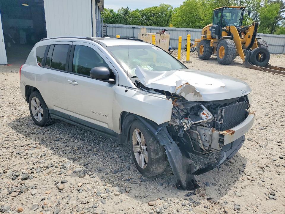 52285466 :رقم المزاد ، 1J4NF1FBXBD259734 vin ، 2011 Jeep Compass مزاد بيع