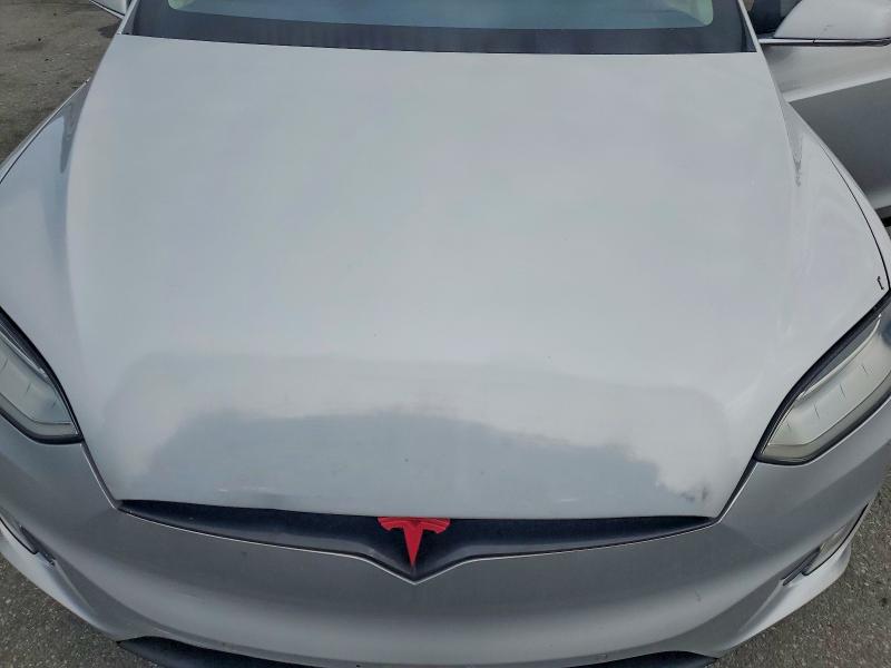 Продажа на аукционе авто 2017 Tesla Model X, vin: 5YJXCBE28HF035121, номер лота: 55030206