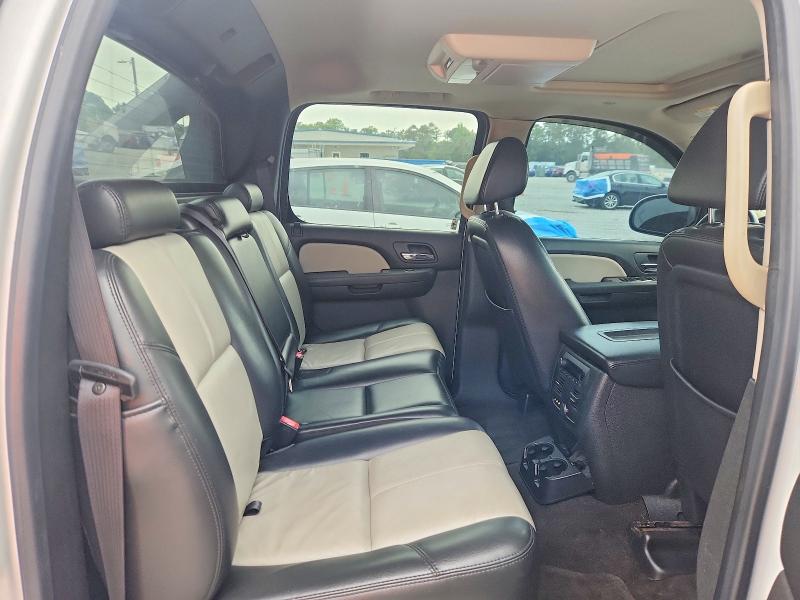 51650266 :رقم المزاد ، 3GNEC12058G123825 vin ، 2008 Chevrolet Avalanche مزاد بيع