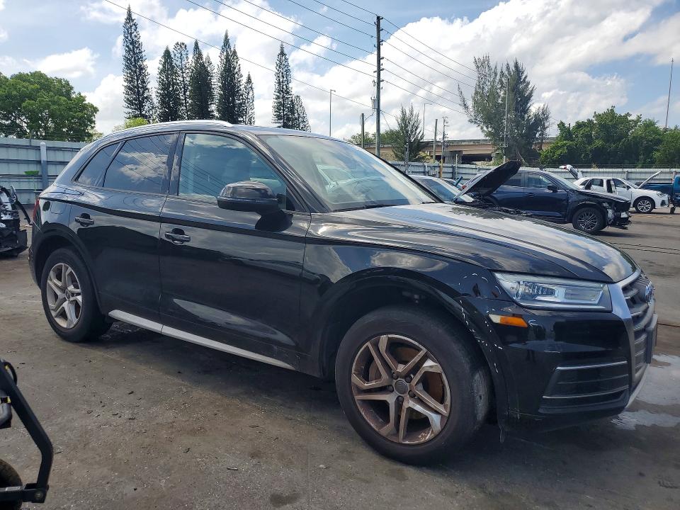2018 Audi Q5 მანქანა იყიდება აუქციონზე, vin: WA1ANAFY6J2006992, აუქციონის ნომერი: 52304706