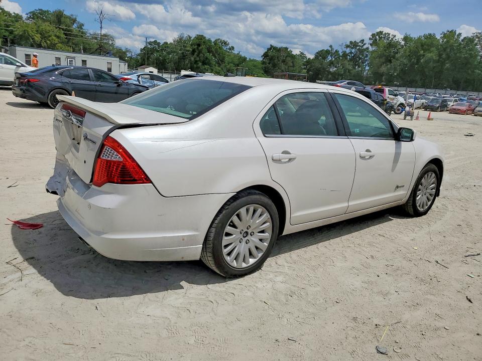 52055496 :رقم المزاد ، 3FADP0L37AR359856 vin ، 2010 Ford Fusion مزاد بيع