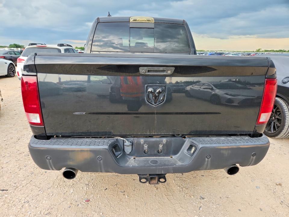 55085196 :رقم المزاد ، 1C6RR7LT0JS273142 vin ، 2018 Ram 1500 مزاد بيع
