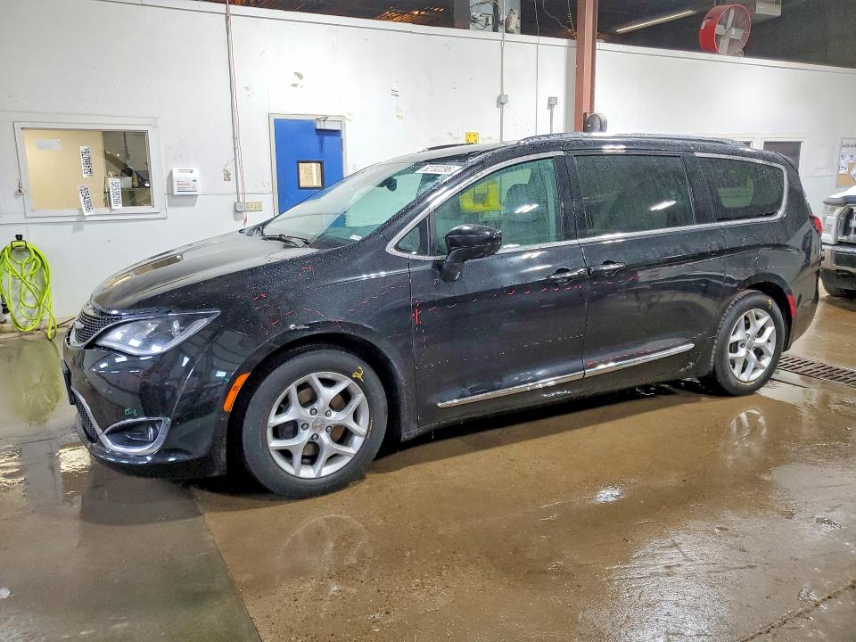 52702296 :رقم المزاد ، 2C4RC1EG3HR534251 vin ، 2017 Chrysler Pacifica مزاد بيع