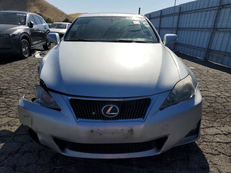 53707076 :رقم المزاد ، JTHBF5C22B2101838 vin ، 2011 Lexus Is مزاد بيع