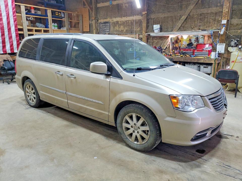 52925536 :رقم المزاد ، 2C4RC1BG2GR128772 vin ، 2016 Chrysler Town & Country مزاد بيع