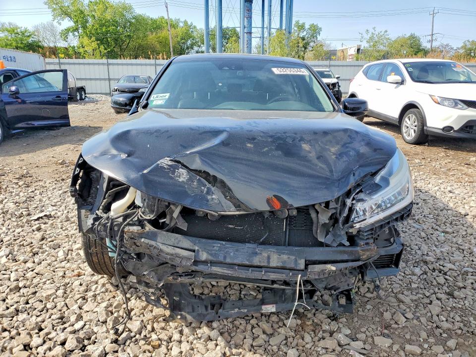 Продаж на аукціоні авто 2017 Honda Accord, vin: JHMCR6F78HC031192, номер лоту: 53255346