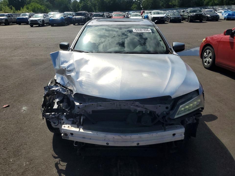 55587896 :رقم المزاد ، 19UUB2F33FA022295 vin ، 2015 Acura Tlx مزاد بيع