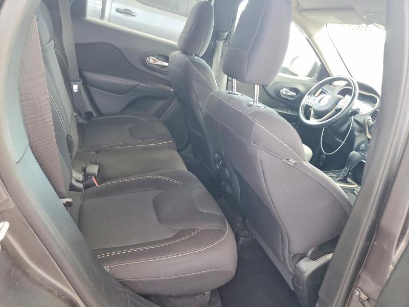 53925086 :رقم المزاد ، 1C4PJMCS0FW571526 vin ، 2015 Jeep Cherokee مزاد بيع