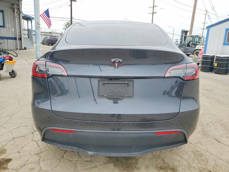 Продаж на аукціоні авто 2025 Tesla Model Y, vin: 7SAYGDEDXSF319382, номер лоту: 53071046