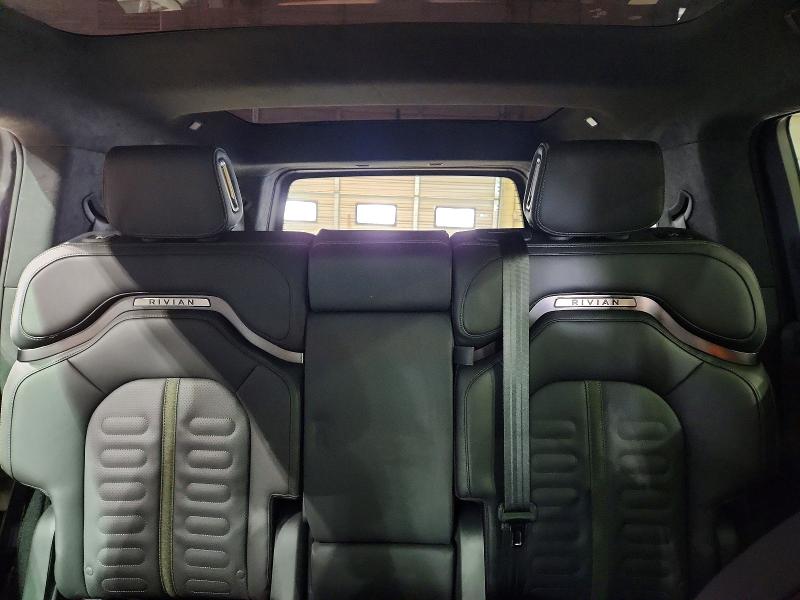 Продаж на аукціоні авто 2025 Rivian R1s, vin: 7PDSGBBA1SN045484, номер лоту: 53431586