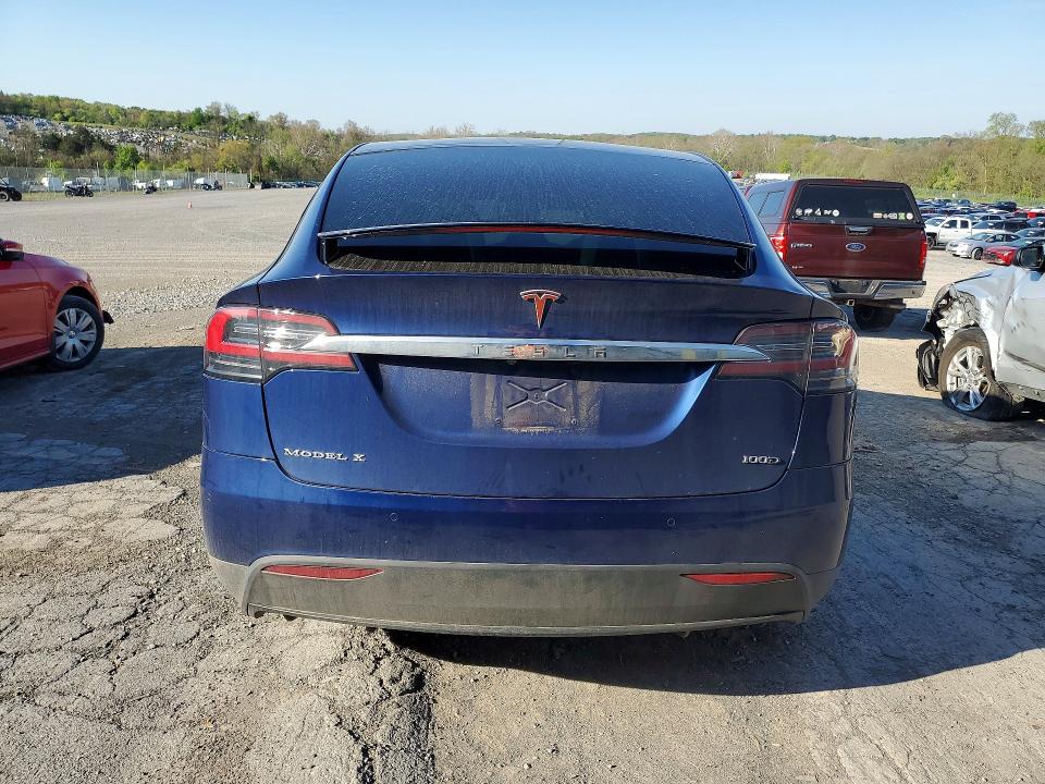 Продажа на аукционе авто 2019 Tesla Model X, vin: 5YJXCAE27KF152626, номер лота: 52351506