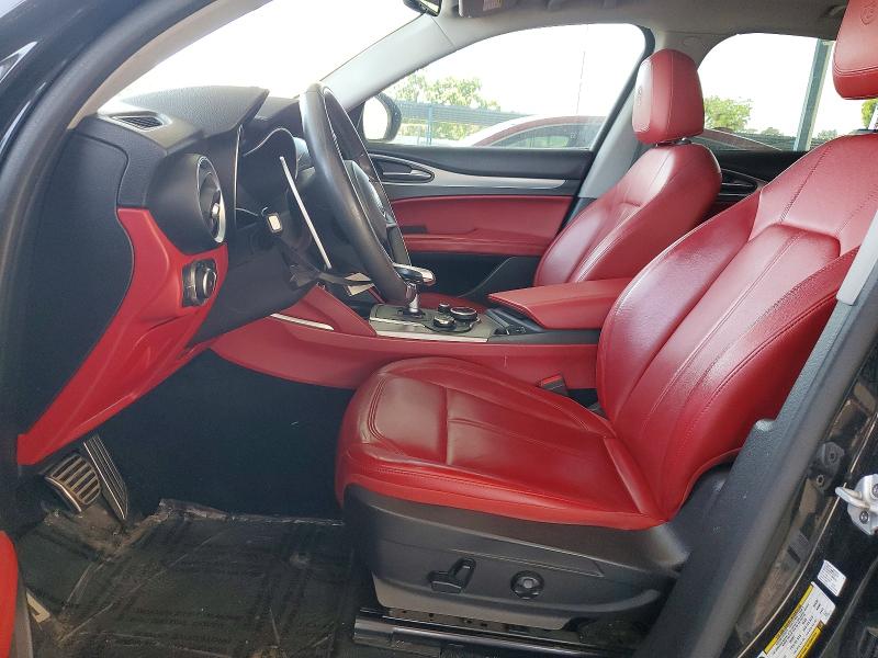 52088936 :رقم المزاد ، ZASPAJAN2K7C38879 vin ، 2019 Alfa Romeo Stelvio مزاد بيع