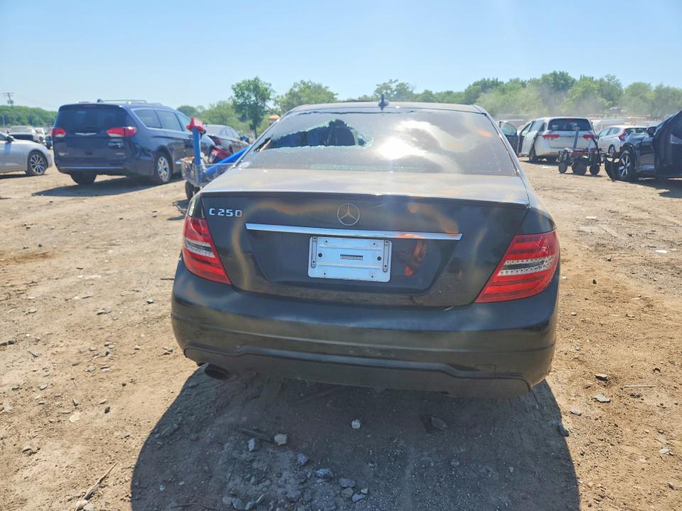 2013 Mercedes-benz C მანქანა იყიდება აუქციონზე, vin: WDDGF4HB0DR243101, აუქციონის ნომერი: 53586076