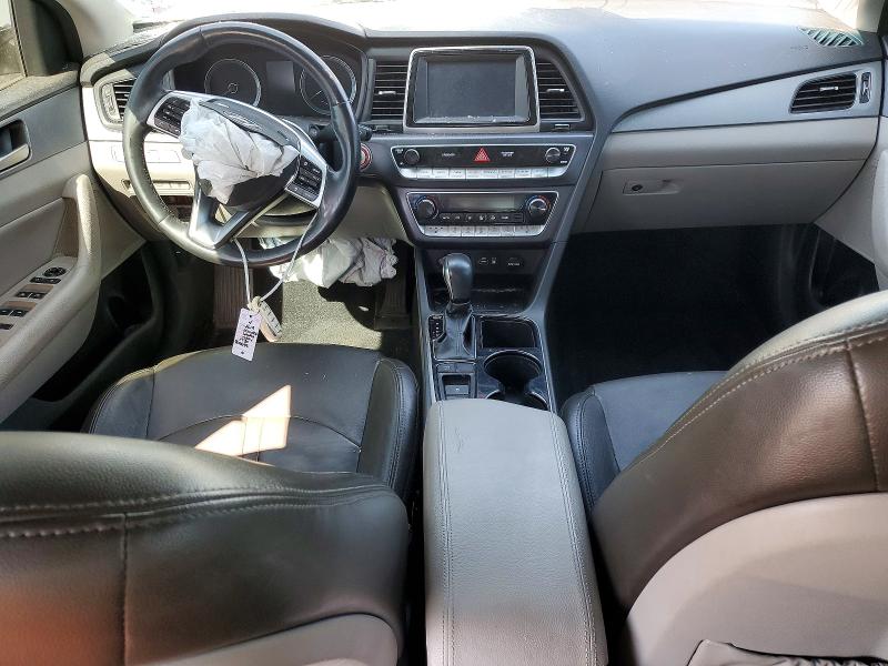 54019126 :رقم المزاد ، 5NPE34AF8KH761730 vin ، 2019 Hyundai Sonata مزاد بيع
