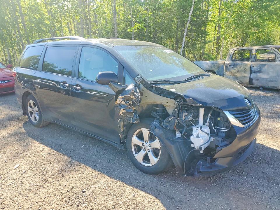 Продажа на аукционе авто 2015 Toyota Sienna, vin: 5TDKK3DCXFS625469, номер лота: 54023396