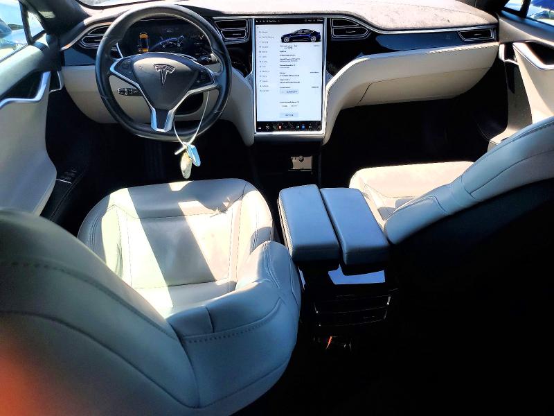 Продажа на аукционе авто 2015 Tesla Model S, vin: 5YJSA1E20FF116413, номер лота: 53019576