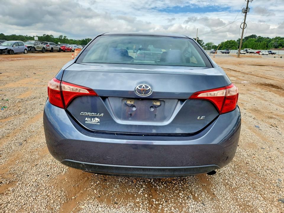 53032216 :رقم المزاد ، 5YFBURHE2HP578135 vin ، 2017 Toyota Corolla مزاد بيع