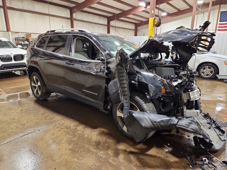 54232606 :رقم المزاد ، 1C4PJMDX4LD618235 vin ، 2020 Jeep Cherokee مزاد بيع