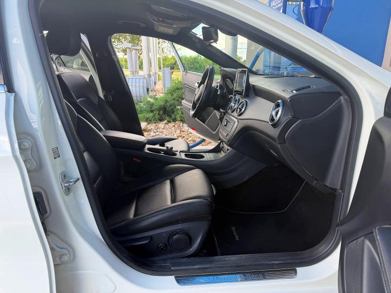 Продажа на аукционе авто 2016 Mercedes-benz Gla, vin: WDCTG4EBXGJ256753, номер лота: 55639206