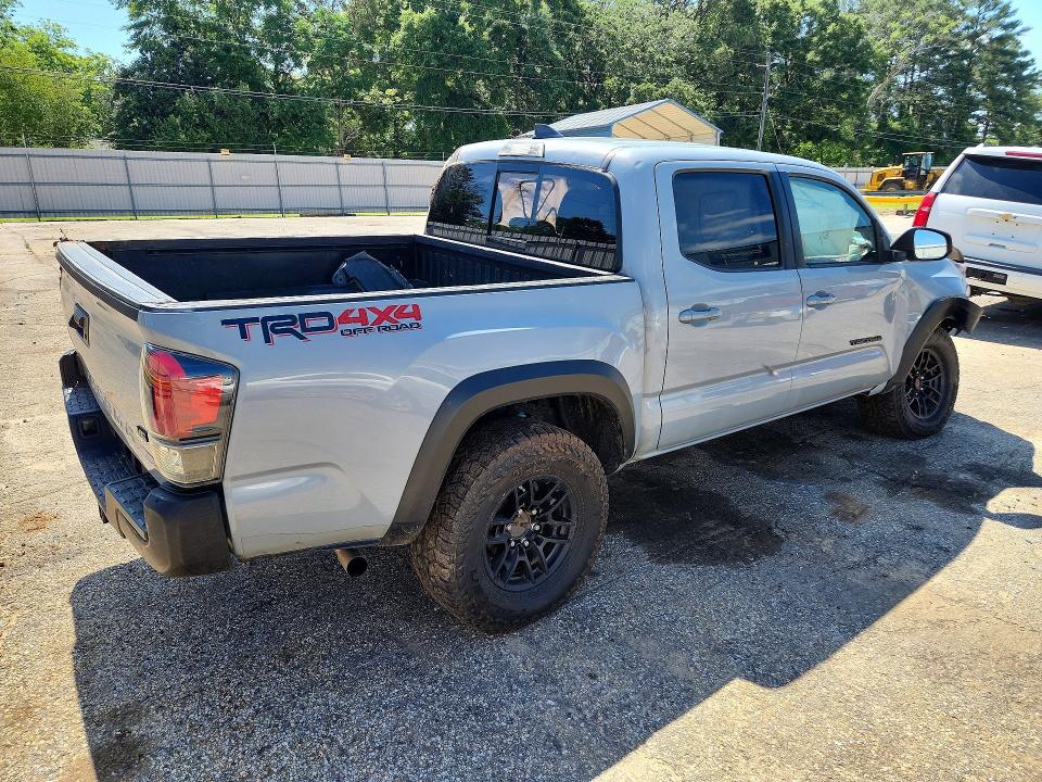Продаж на аукціоні авто 2018 Toyota Tacoma, vin: 3TMCZ5AN3JM152606, номер лоту: 53526896