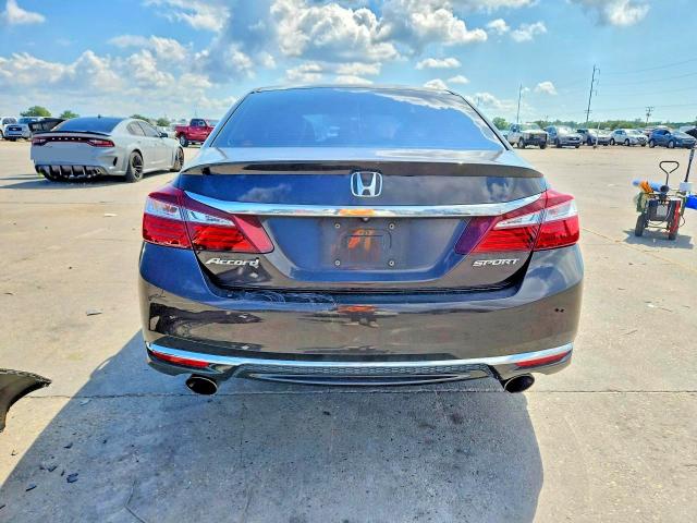 Aukcja sprzedaży 2017 Honda Accord, vin: 1HGCR2F54HA132011, numer aukcji: 53463356