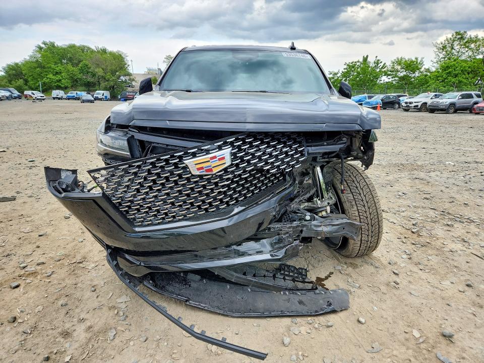53536746 :رقم المزاد ، 1GYS4BKL8NR328800 vin ، 2022 Cadillac Escalade مزاد بيع