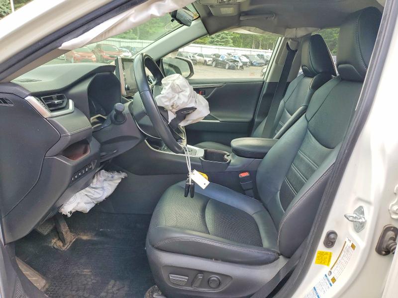 Auction sale of the 2022 Toyota Rav4, vin: JTMN1RFV6ND085629, lot number: 53472276