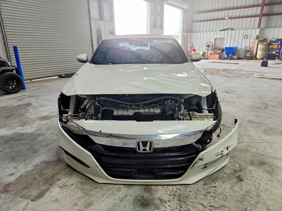 Продаж на аукціоні авто 2019 Honda Accord, vin: 1HGCV1F37KA020136, номер лоту: 53899926