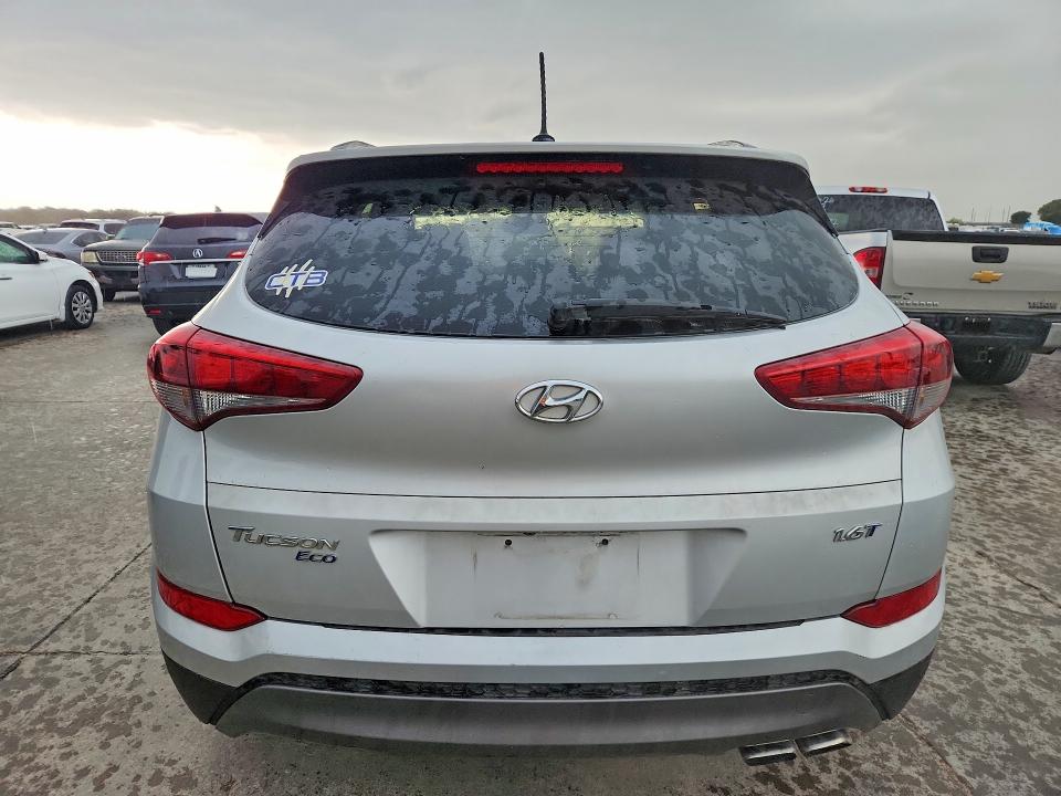2016 Hyundai Tucson მანქანა იყიდება აუქციონზე, vin: KM8J33A24GU233245, აუქციონის ნომერი: 54382936