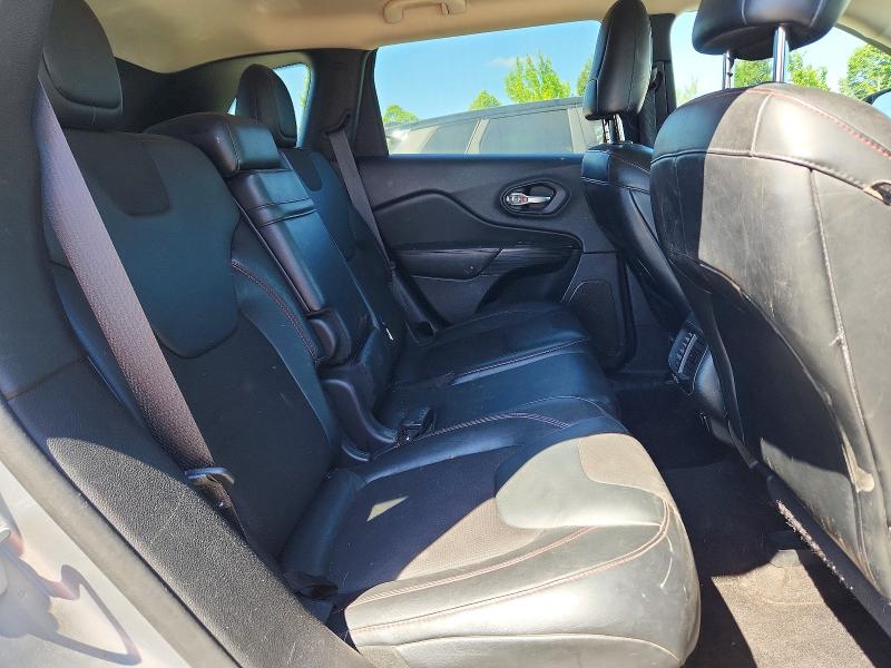 Продаж на аукціоні авто 2015 Jeep Cherokee, vin: 1C4PJMBS1FW598610, номер лоту: 52436026