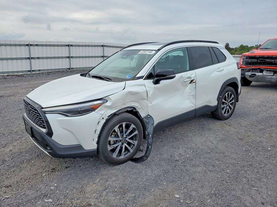 52602166 :رقم المزاد ، 7MUDAABG4SV120968 vin ، 2025 Toyota Corolla Cross مزاد بيع