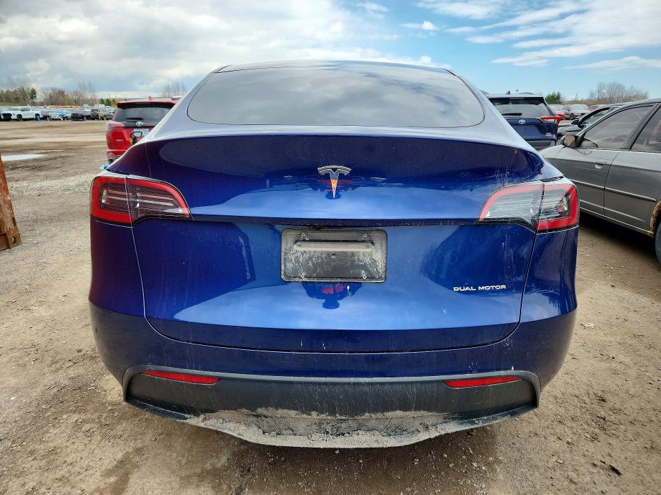 2024 Tesla Model Y მანქანა იყიდება აუქციონზე, vin: 7SAYGAEE8RF009667, აუქციონის ნომერი: 50944336