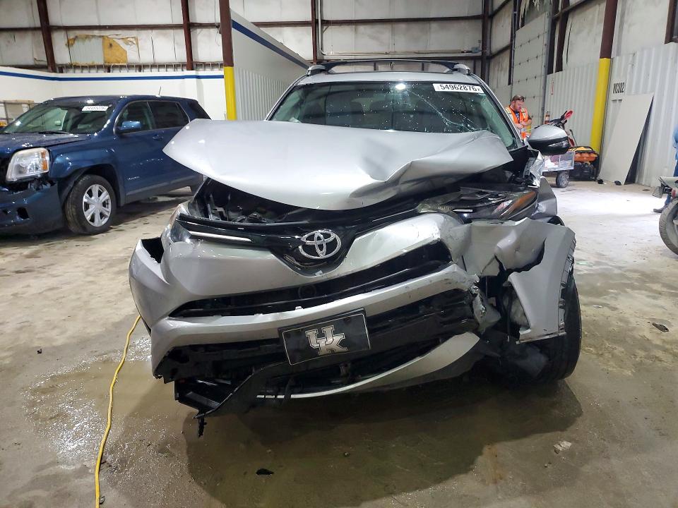 Продажа на аукционе авто 2016 Toyota Rav4, vin: 2T3RFREV2GW496794, номер лота: 54962876