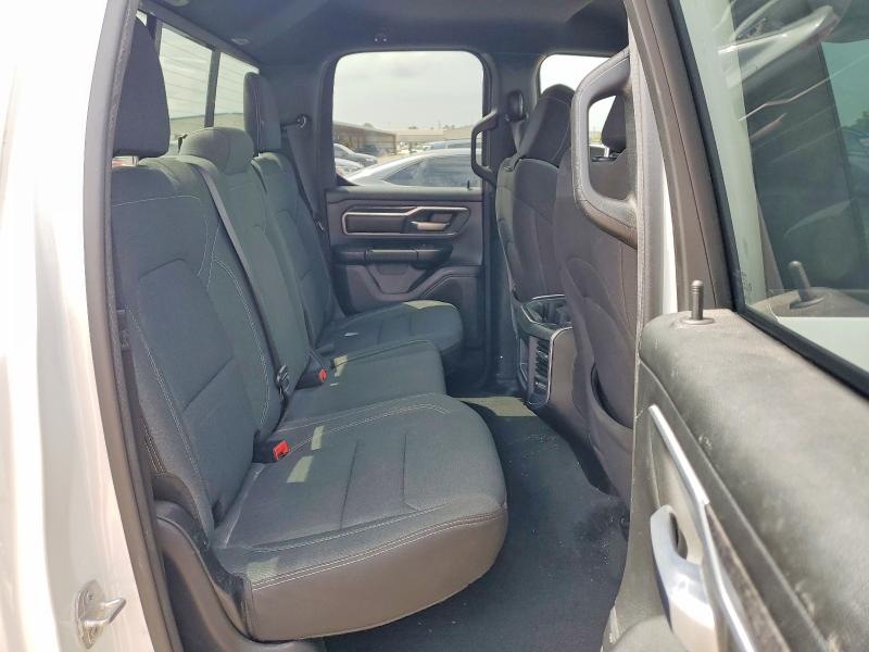Продаж на аукціоні авто 2022 Ram 1500, vin: 1C6RREBG9NN398654, номер лоту: 53439146