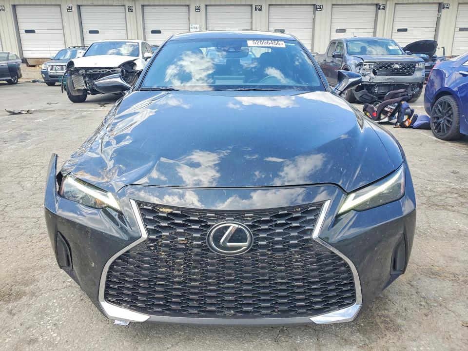 52056456 :رقم المزاد ، JTHA81F29M5045103 vin ، 2021 Lexus Is مزاد بيع