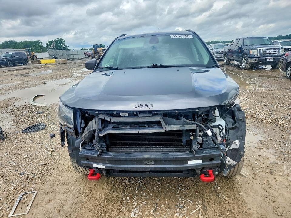 2018 Jeep Compass მანქანა იყიდება აუქციონზე, vin: 3C4NJDDB1JT454994, აუქციონის ნომერი: 55587366