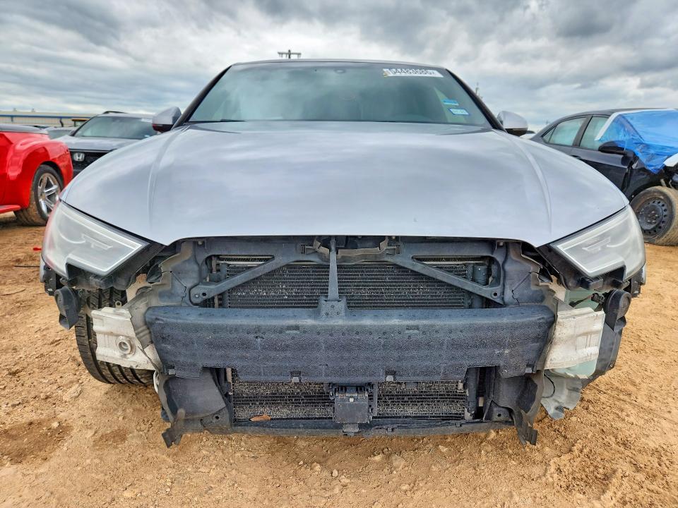 54483686 :رقم المزاد ، WAUB8GFF4J1066081 vin ، 2018 Audi A3 مزاد بيع