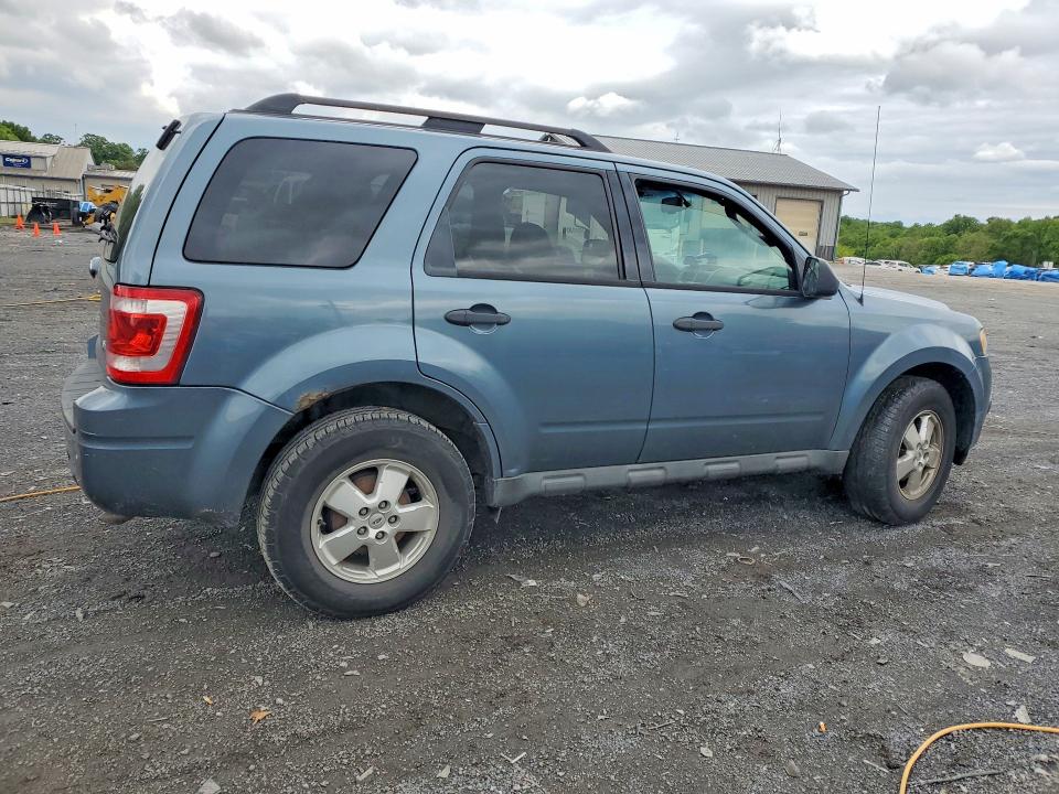 52999356 :رقم المزاد ، 1FMCU9DG3BKA30903 vin ، 2011 Ford Escape مزاد بيع