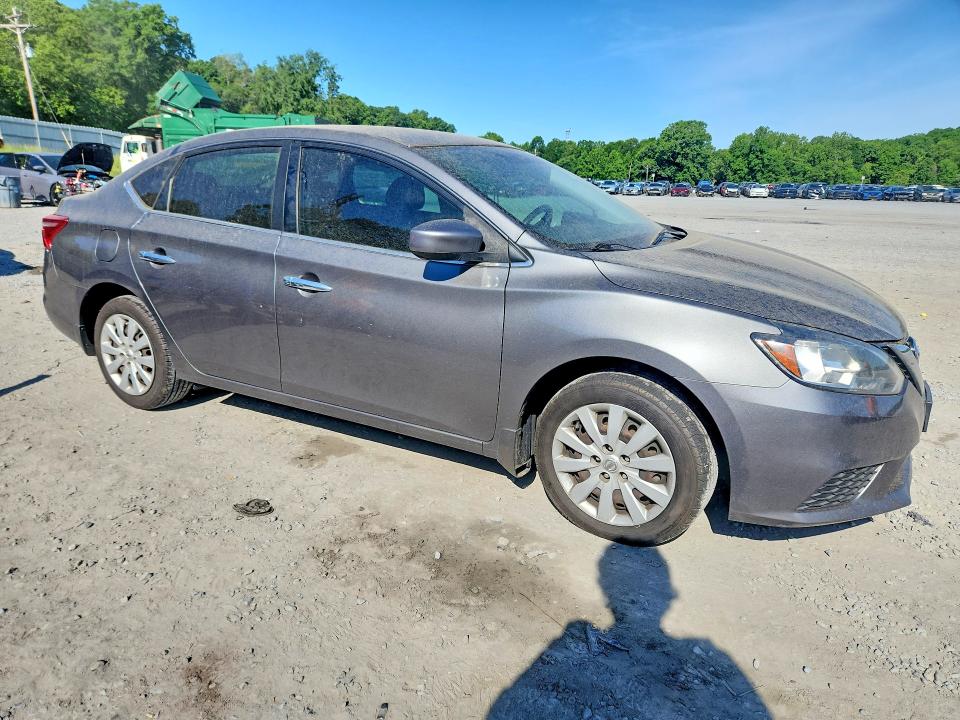 52327566 :رقم المزاد ، 3N1AB7AP4KY219512 vin ، 2019 Nissan Sentra مزاد بيع