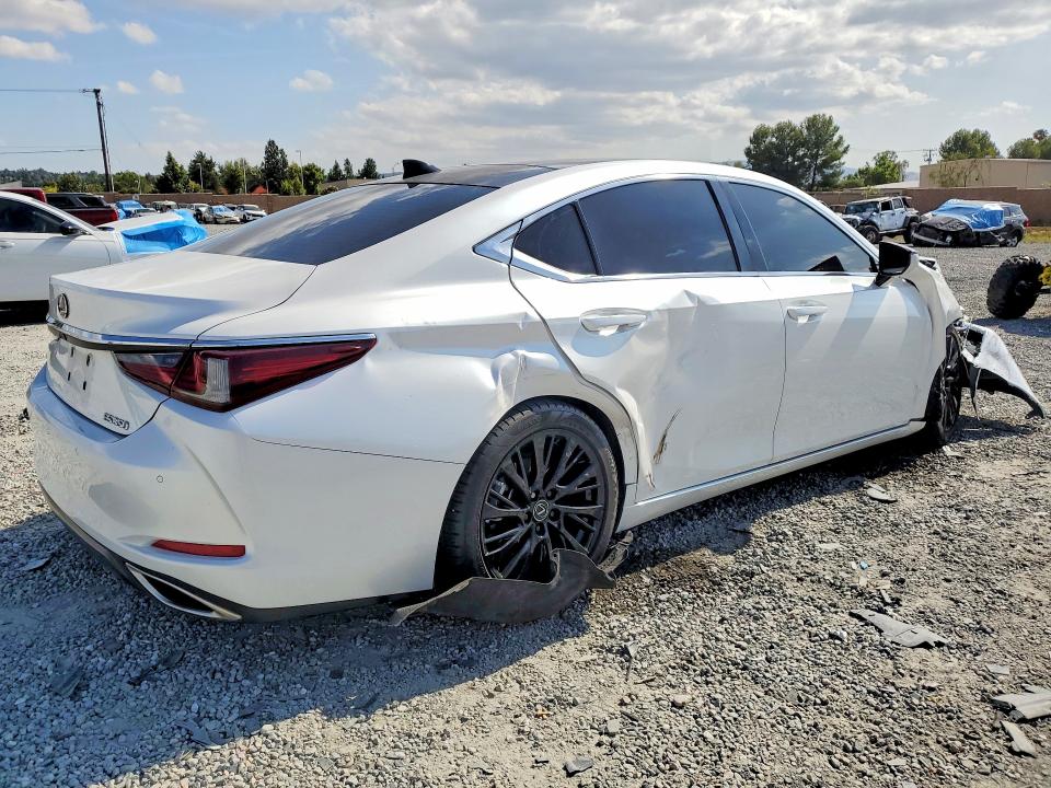 Продажа на аукционе авто 2020 Lexus Es, vin: 58ADZ1B1XLU070562, номер лота: 55097696
