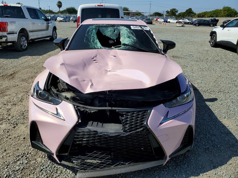 Продажа на аукционе авто 2017 Lexus Is, vin: JTHBE1D29H5030638, номер лота: 54825126