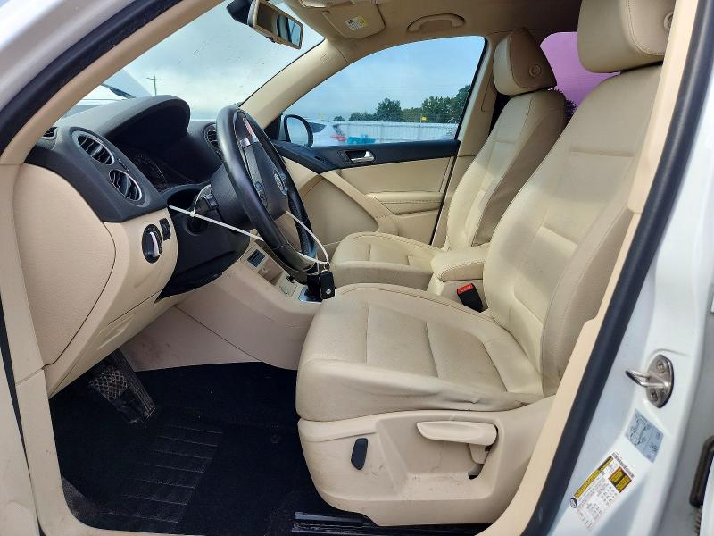 Продажа на аукционе авто 2017 Volkswagen Tiguan, vin: WVGAV7AX8HK027467, номер лота: 54994836