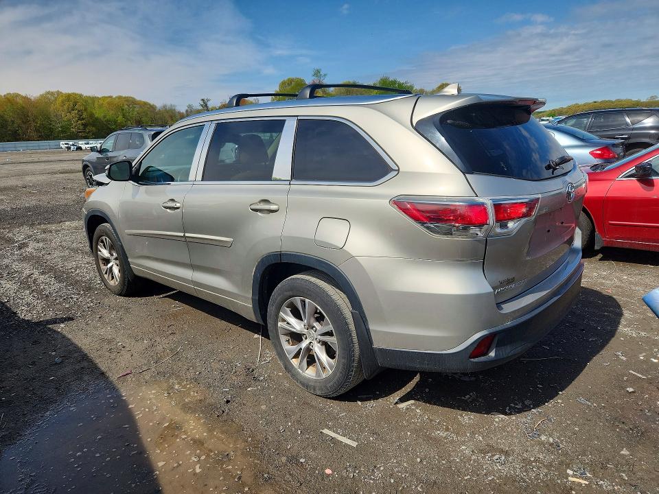 52830086 :رقم المزاد ، 5TDJKRFH2FS174769 vin ، 2015 Toyota Highlander مزاد بيع