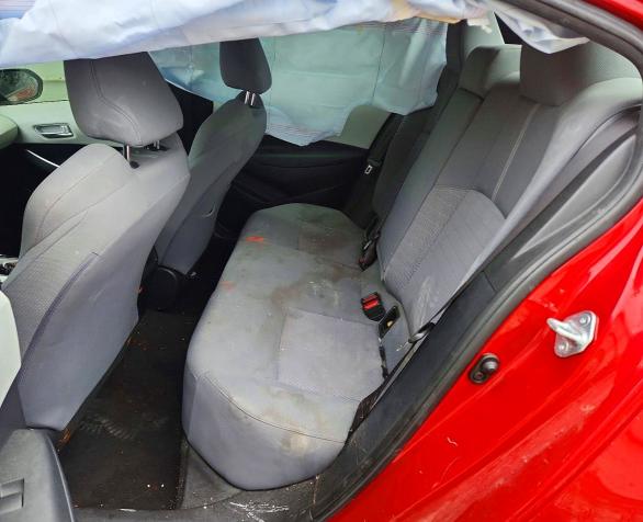 51701546 :رقم المزاد ، JTDP4MCE8MJ064871 vin ، 2021 Toyota Corolla مزاد بيع
