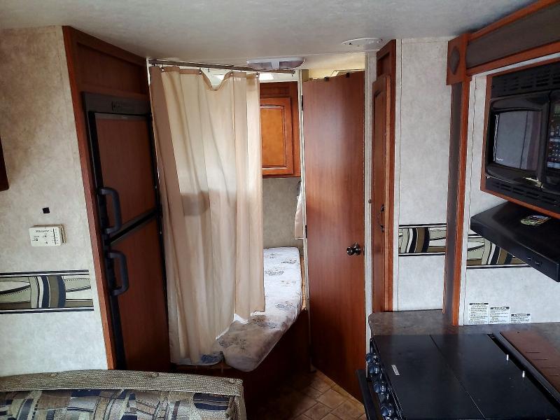 Продаж на аукціоні авто 2011 Foresriver Surveyor, vin: 4X4TSVV22BL017621, номер лоту: 52067116